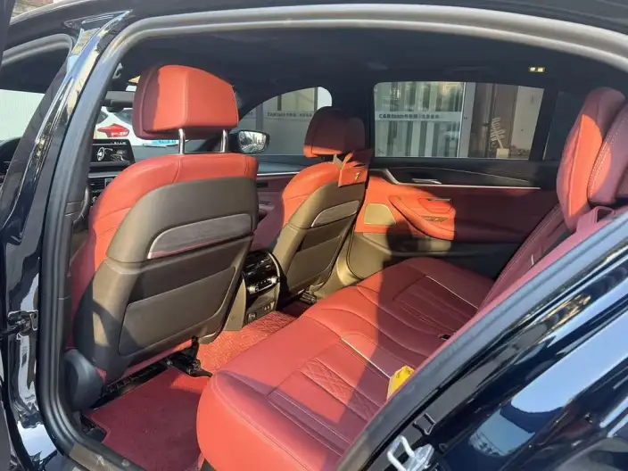BMW 5 Series 2023 Model Facelift 530Li Exclusive Model M Sports Set – фото 10