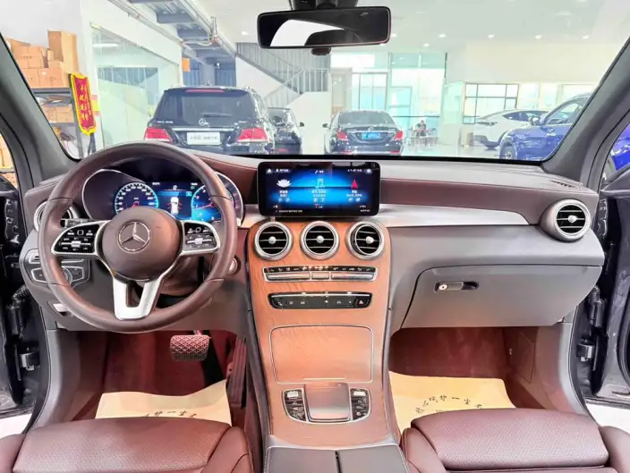 Mercedes-Benz GLC 2022 Model GLC 260 L 4MATIC Luxury Model – фото 8