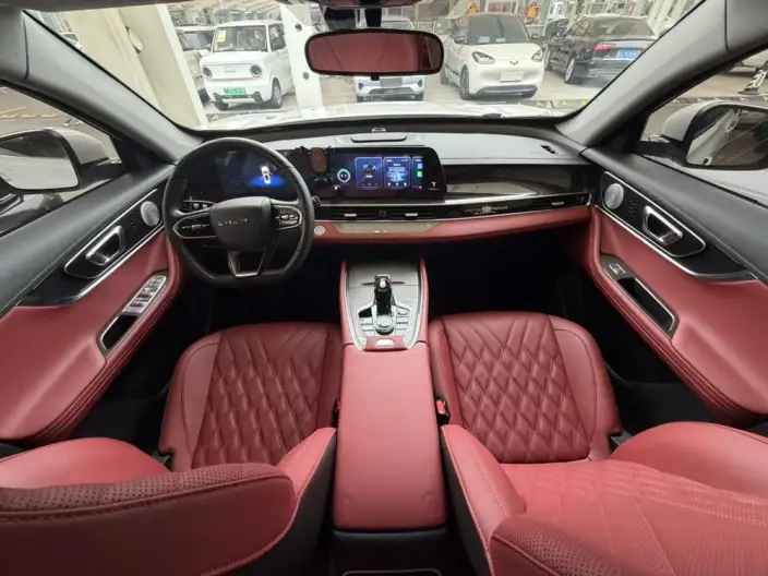 Chery Tiggo 7 PLUS 2023 Model 1.6TGDI DCT Luxury Model – фото 4