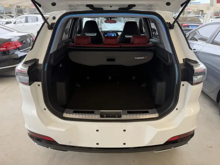 Chery Tiggo 7 PLUS 2023 Model 1.6TGDI DCT Luxury Model – фото 9