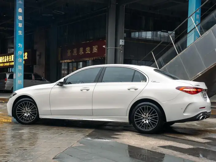 Mercedes-Benz C-Class 2023 Model Facelift C 260 L Sports Edition – фото 3