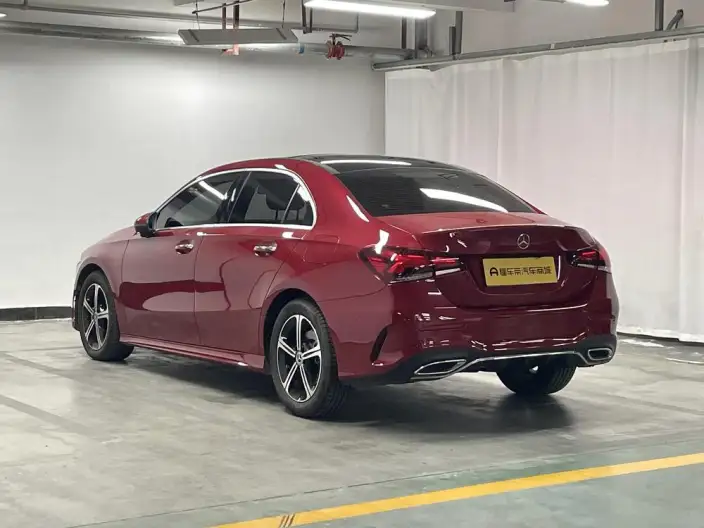 Mercedes-Benz A-class 2023 Model A 200 L Sports sedan Fashion Edition – фото 5