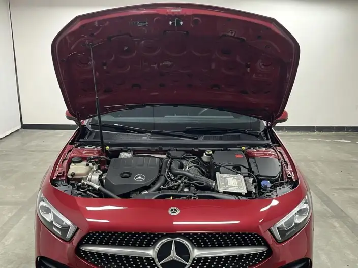 Mercedes-Benz A-class 2023 Model A 200 L Sports sedan Fashion Edition – фото 10