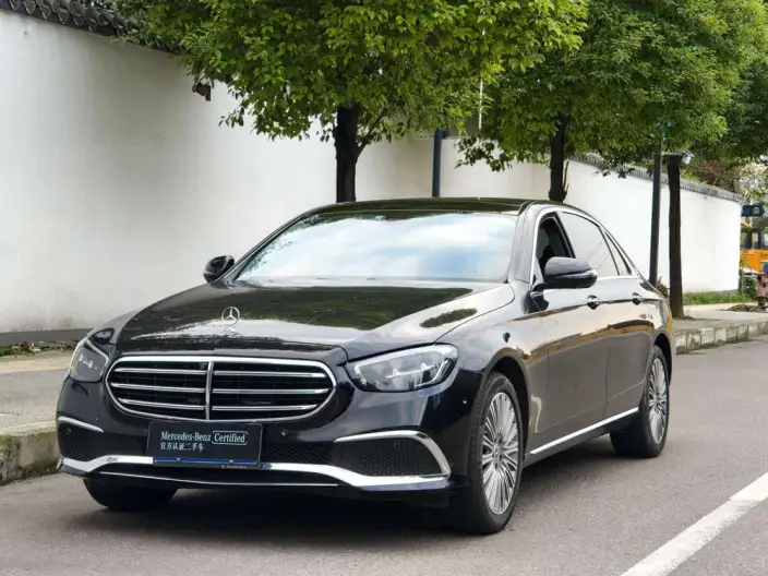 Mercedes-Benz E-Class 2022 Model Facelift E 300 L Fashion Model sedan – фото 1