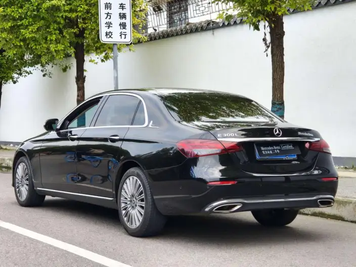 Mercedes-Benz E-Class 2022 Model Facelift E 300 L Fashion Model sedan – фото 4