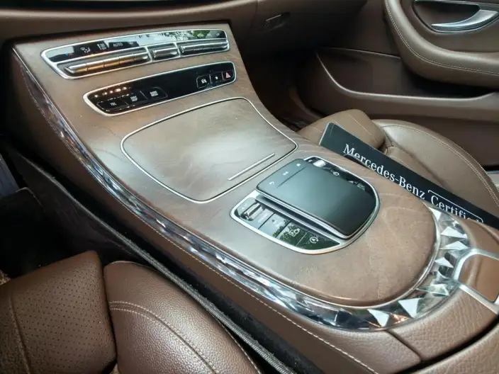 Mercedes-Benz E-Class 2022 Model Facelift E 300 L Fashion Model sedan – фото 8