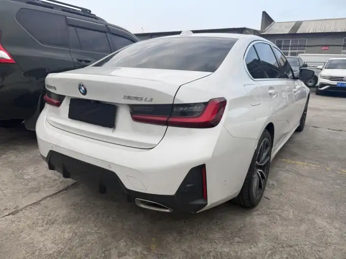 BMW 3 Series 2023 Model 325Li M Sports Set – фото 6