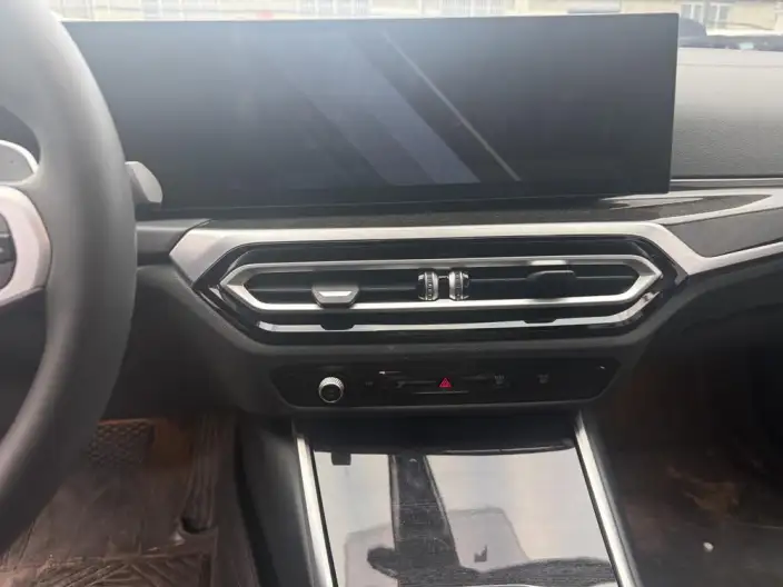 BMW 3 Series 2023 Model 325Li M Sports Set – фото 10