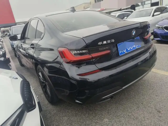 BMW 3 Series 2022 Model 325i M Sports Night Set – фото 4