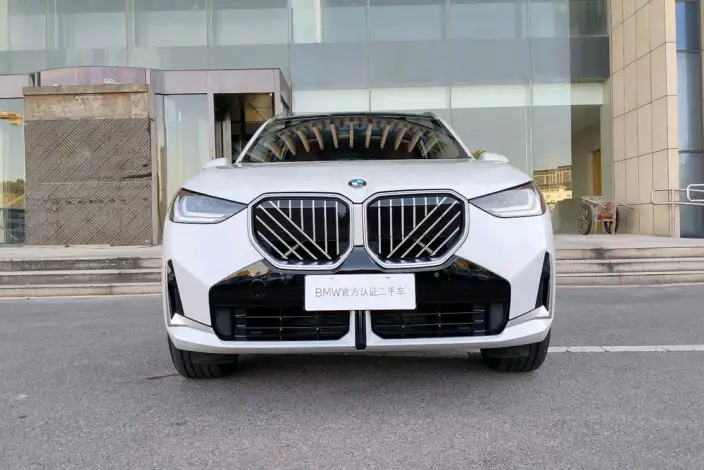 BMW X3 2025 Model xDrive30L Leading Model M Sports Night Set – фото 2