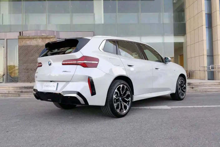 BMW X3 2025 Model xDrive30L Leading Model M Sports Night Set – фото 5