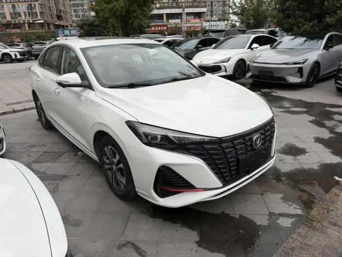 Changan Eado 2023 Model PLUS Changxiang Edition Blue whale NE 1.4T GDI DCT Noble Model – фото 3
