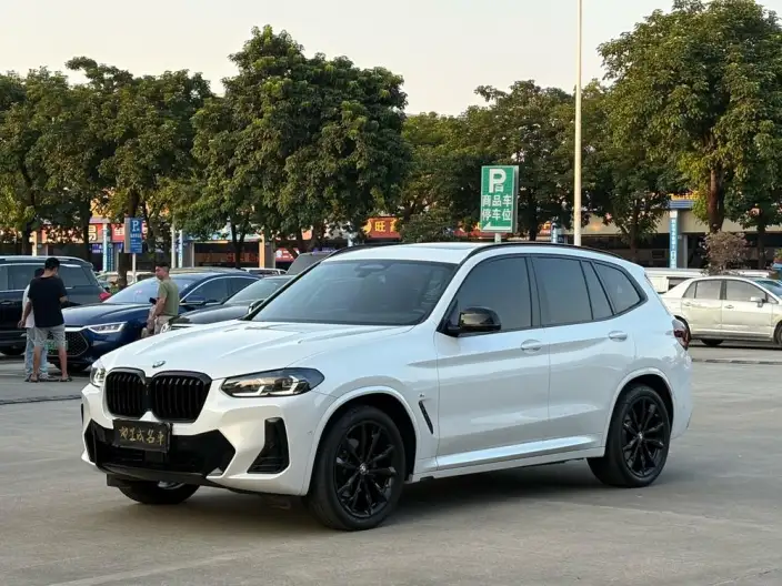 BMW X3 2023 Model xDrive30i Exclusive Model M Night Set – фото 1