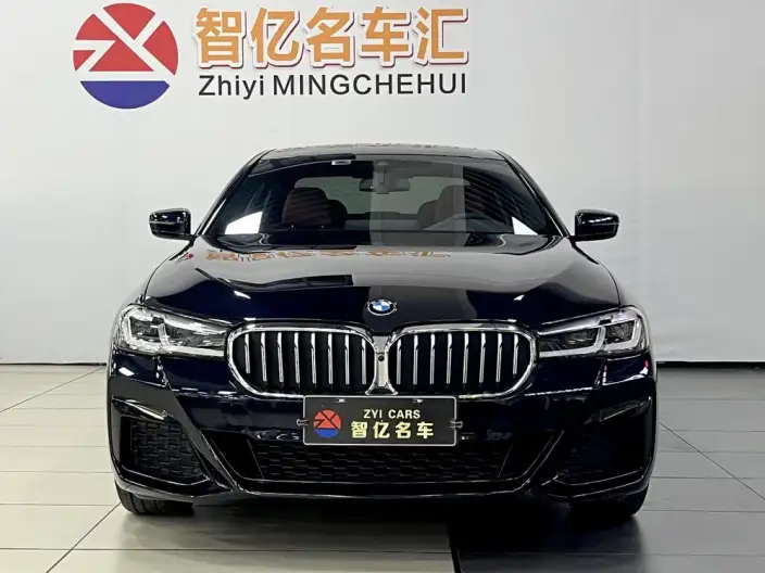 BMW 5 Series 2022 Model Facelift II 530Li Exclusive Model M Sports Set – фото 2