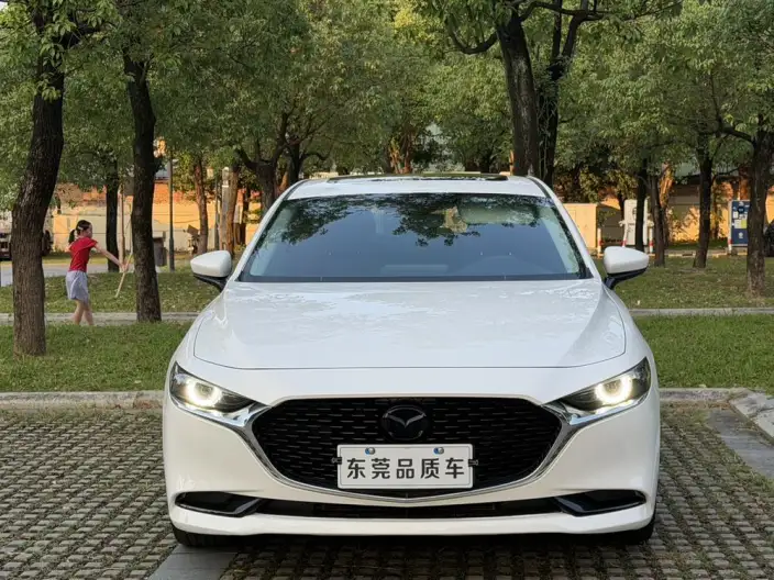 Mazda3 Axela 2022 Model 2.0L Automatic Zhi Ya Edition – фото 2