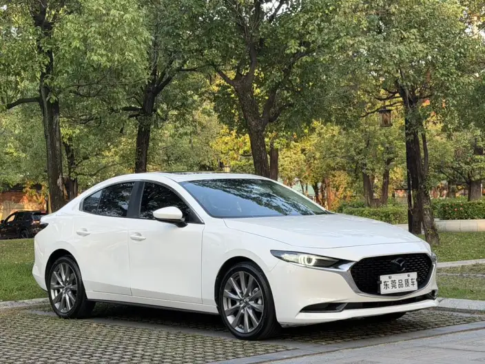 Mazda3 Axela 2022 Model 2.0L Automatic Zhi Ya Edition – фото 3