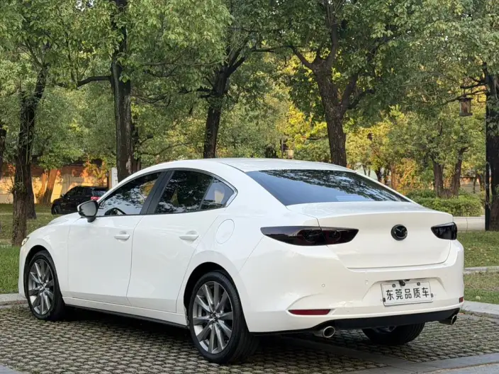 Mazda3 Axela 2022 Model 2.0L Automatic Zhi Ya Edition – фото 4