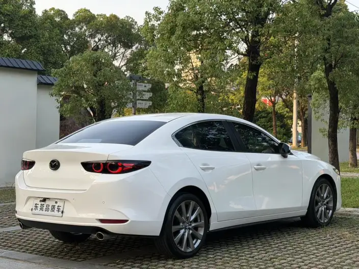 Mazda3 Axela 2022 Model 2.0L Automatic Zhi Ya Edition – фото 6