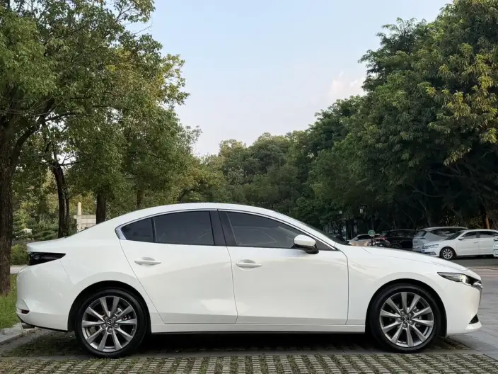 Mazda3 Axela 2022 Model 2.0L Automatic Zhi Ya Edition – фото 7