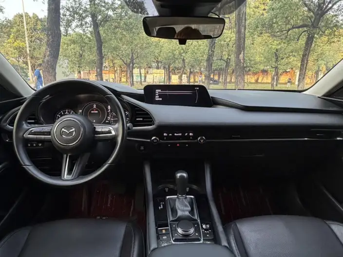 Mazda3 Axela 2022 Model 2.0L Automatic Zhi Ya Edition – фото 8