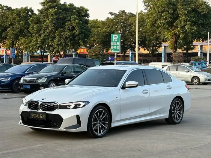 BMW 3 Series 2025 Model 325Li M Sports Set – фото 1