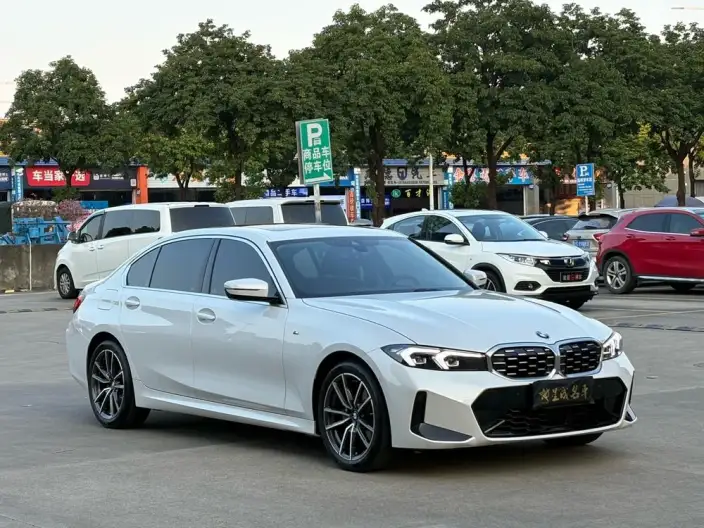 BMW 3 Series 2025 Model 325Li M Sports Set – фото 3
