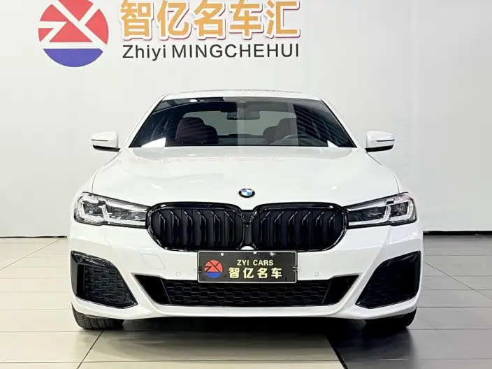 BMW 5 Series 2023 Model 530Li Exclusive Model M Sports Set – фото 2