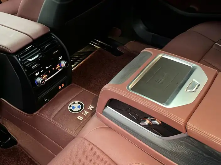 BMW 5 Series 2023 Model 530Li Exclusive Model M Sports Set – фото 8