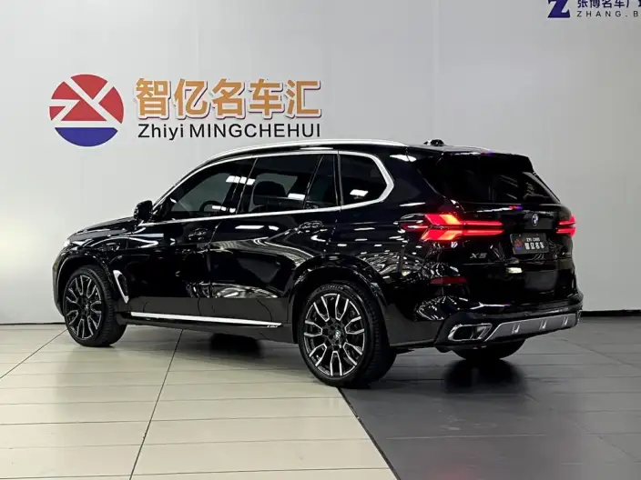 BMW X5 2023 Model xDrive40Li M Sports Set – фото 5