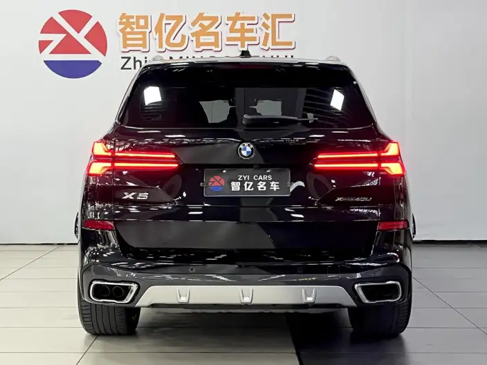 BMW X5 2023 Model xDrive40Li M Sports Set – фото 6