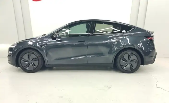 Model Y 2025 Model Rear-wheel drive version – фото 3