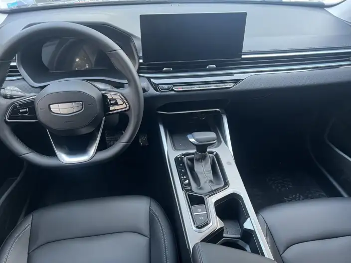 Geely Emgrand 2025 Model No. 4 Gen 1.5L CVT Star Glory Edition – фото 3