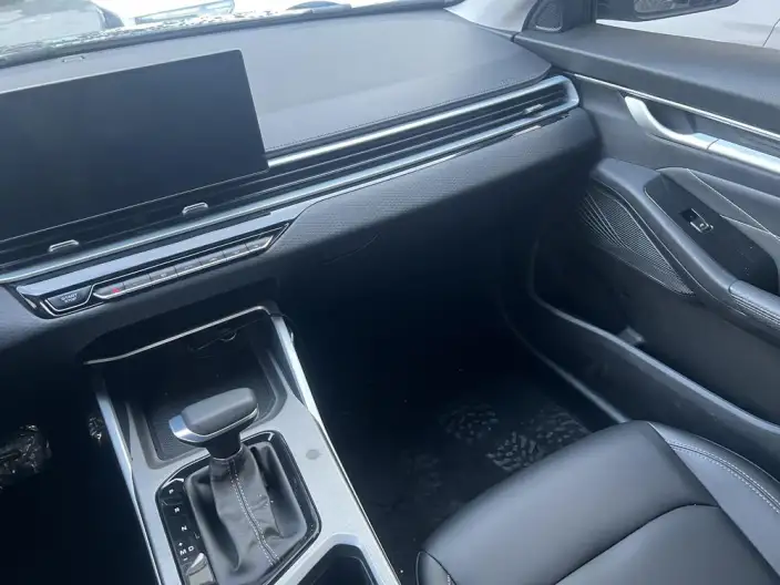Geely Emgrand 2025 Model No. 4 Gen 1.5L CVT Star Glory Edition – фото 5