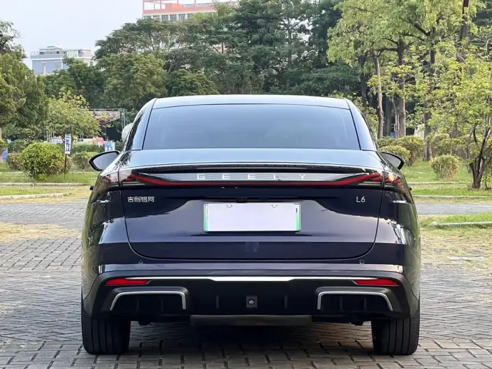 Geely Galaxy L6 2023 Model 1.5T DHT 125km Galaxy – фото 6