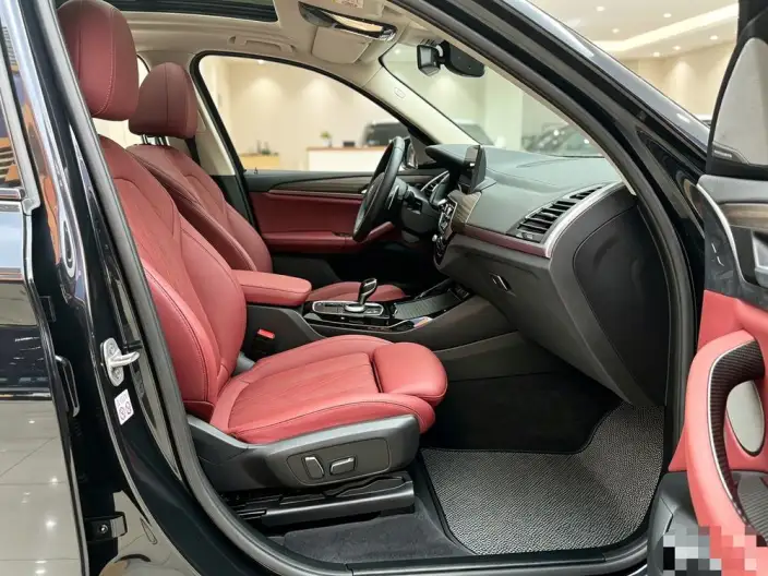 BMW X3 2023 Model xDrive30i Leading Model M Night Set – фото 9