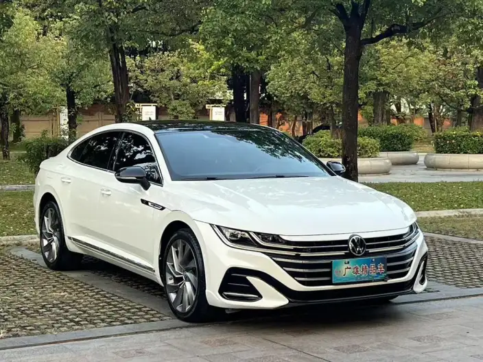 Volkswagen CC 2023 Model 380TSI Eye-catching version – фото 3