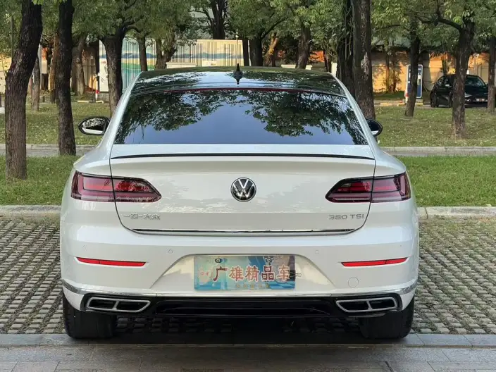 Volkswagen CC 2023 Model 380TSI Eye-catching version – фото 5