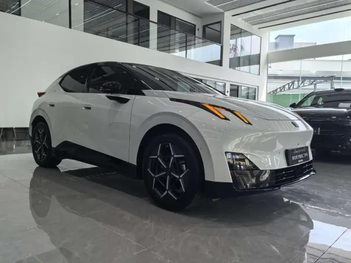Lynk & Co 20 2025 Model Z20 530km Rear Drive Max – фото 3