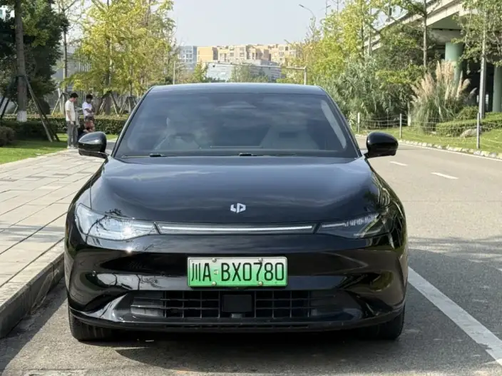Leapmotor C01 2024 Model EV Edition 525 Exclusive Edition – фото 2