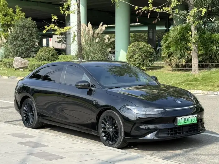 Leapmotor C01 2024 Model EV Edition 525 Exclusive Edition – фото 3