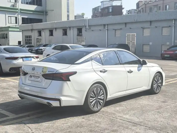 Nissan Teana 2022 Model 2.0L XL-TLS Yuexiang Edition – фото 7