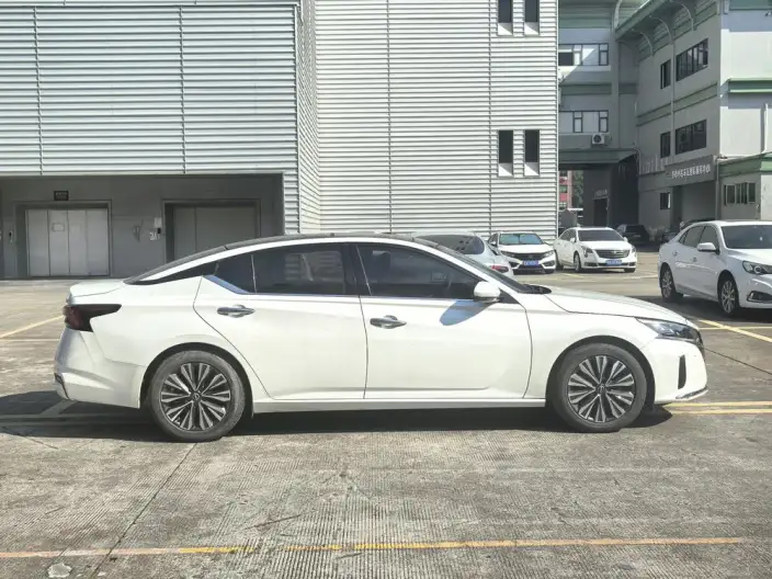 Nissan Teana 2022 Model 2.0L XL-TLS Yuexiang Edition – фото 8