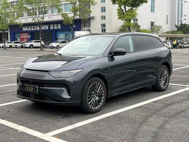 Leapmotor C11 Раздел 2023 последовательный гибрид EREV 200 Com f ort Edition