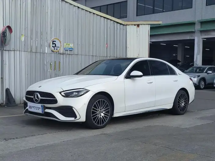 Mercedes-Benz C-Class 2022 Model C 260 L Sports Edition – фото 1
