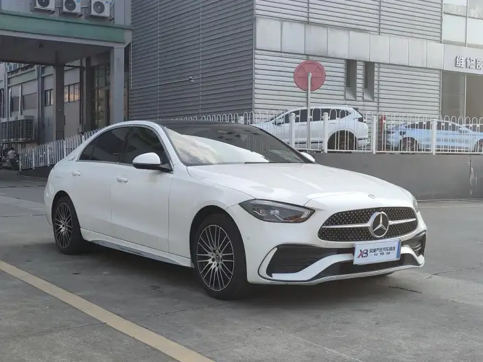 Mercedes-Benz C-Class 2022 Model C 260 L Sports Edition – фото 3