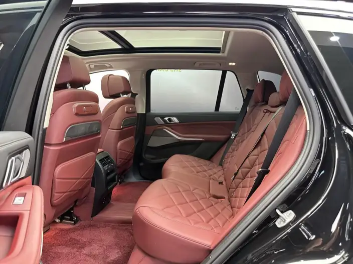 BMW X5 2026 Model xDrive30Li Exclusive Model M Sports Night Set – фото 8