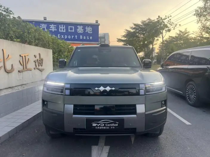 Titan 7 PHEV 2025 Model 190KM 4WD Ultra Edition
