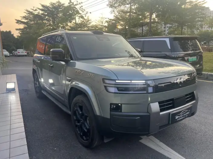 Titan 7 PHEV 2025 Model 190KM 4WD Ultra Edition