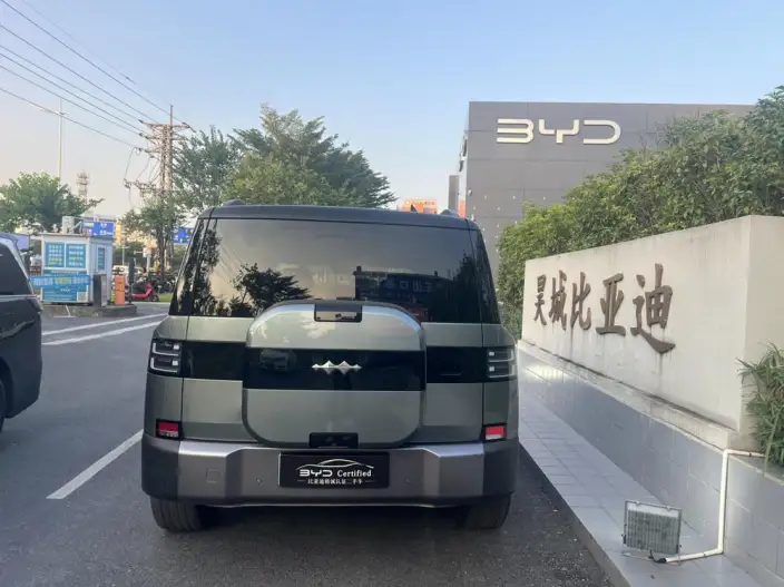 Titan 7 PHEV 2025 Model 190KM 4WD Ultra Edition – фото 5
