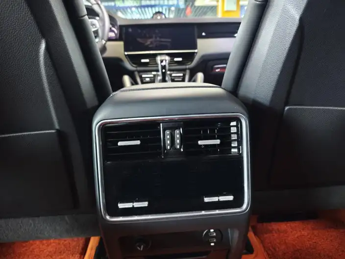 Cayenne E-Hybrid 2021 Model Cayenne E-Hybrid 2.0T – фото 10